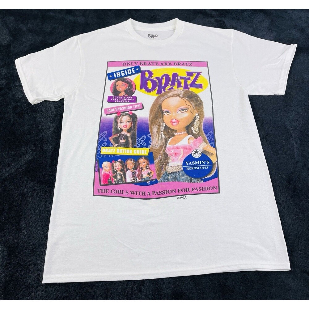 Vtg Only Bratz Are Bratz Y2K 100% Cotton Graphic Tee Size Medium